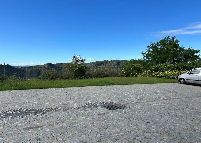 Exclusive Flat On With Panoramic Views *